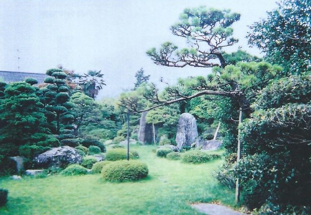 仁木邸の庭